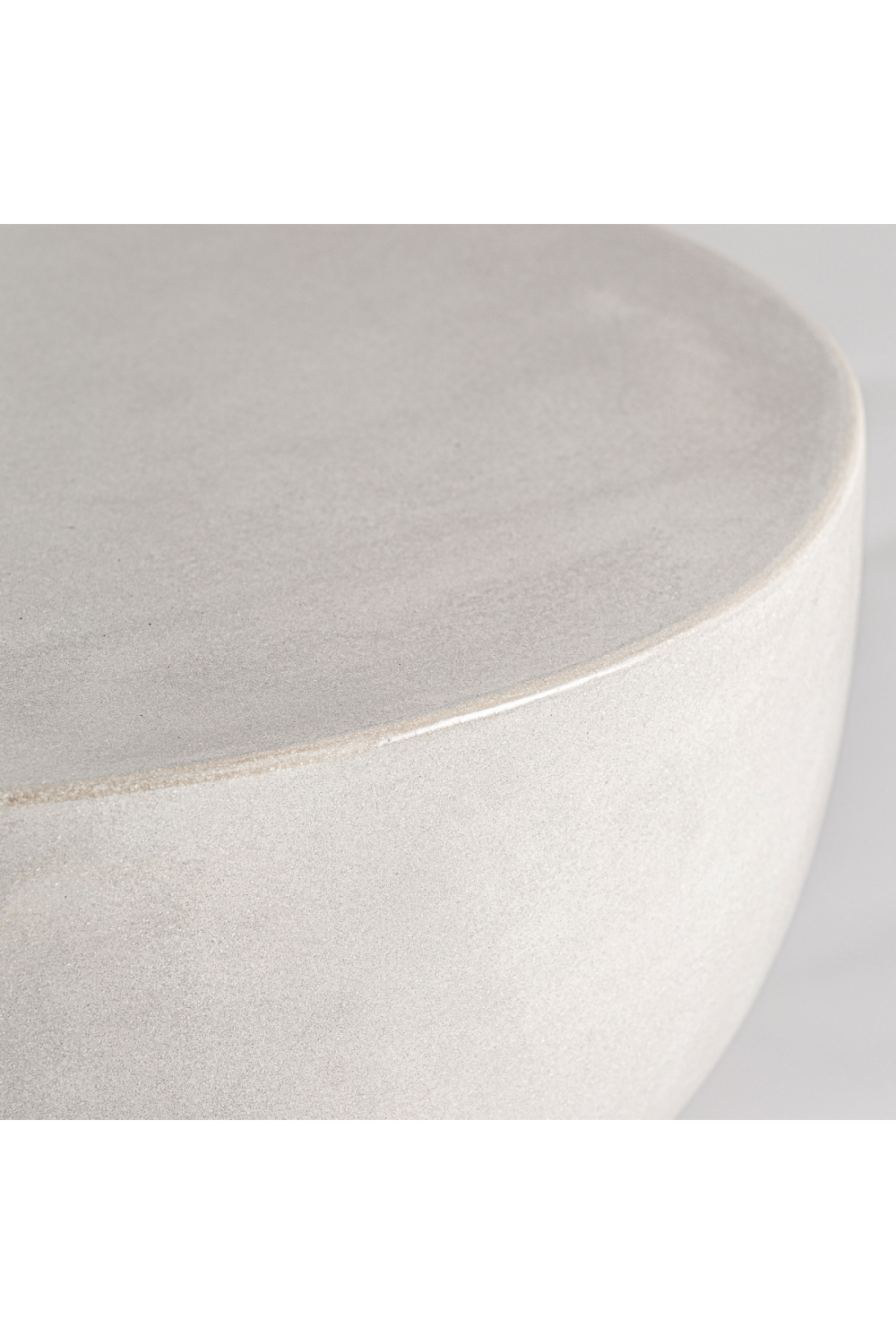   Cement Bowl-Shaped Side Table | Oroa.com