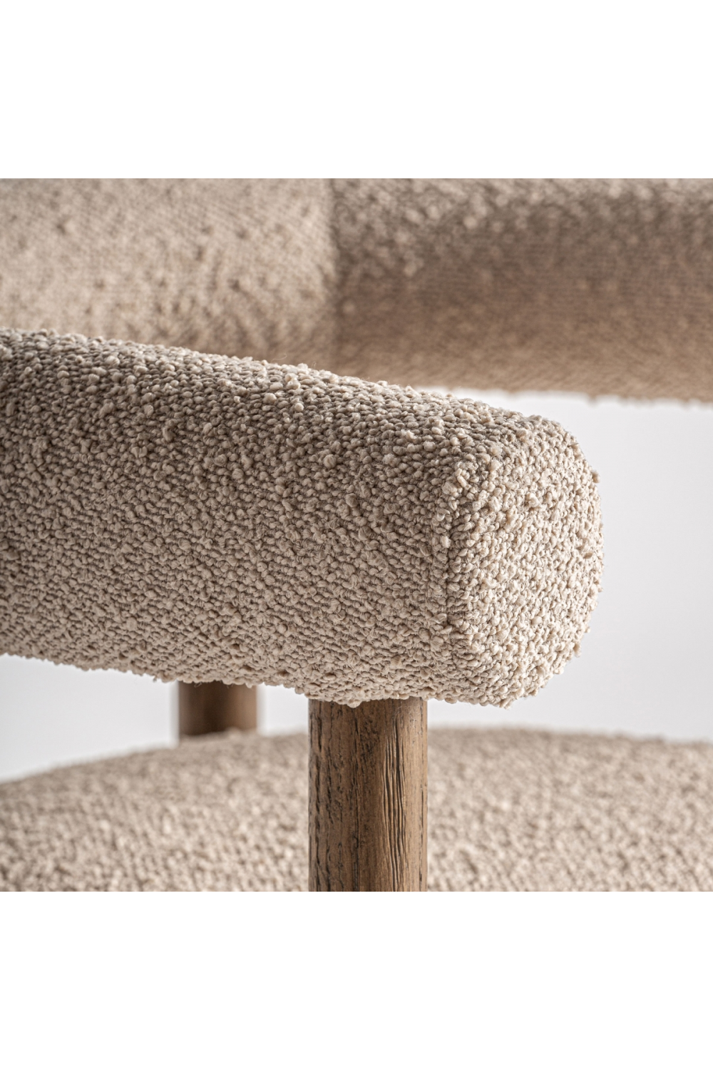   Ash Framed Curve Accent Chair | Oroa.com