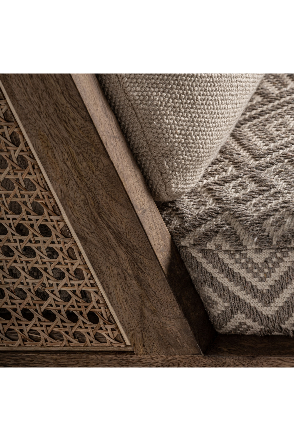   Birch Wood Lounge Chair | Oroa.com