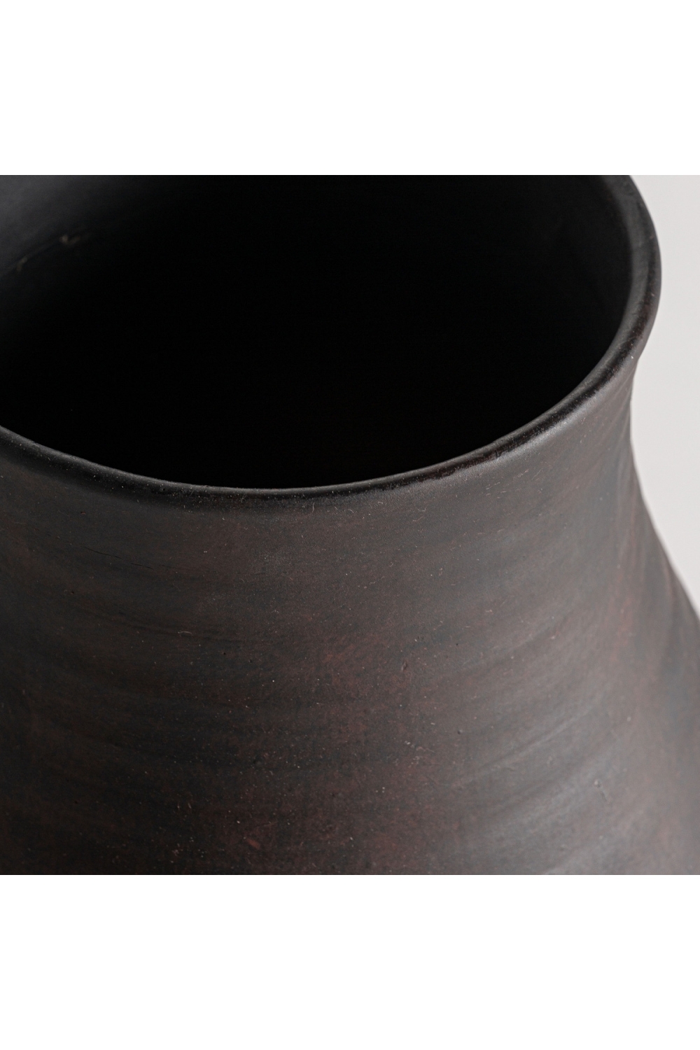  Black Ceramic Vase | Oroa.com