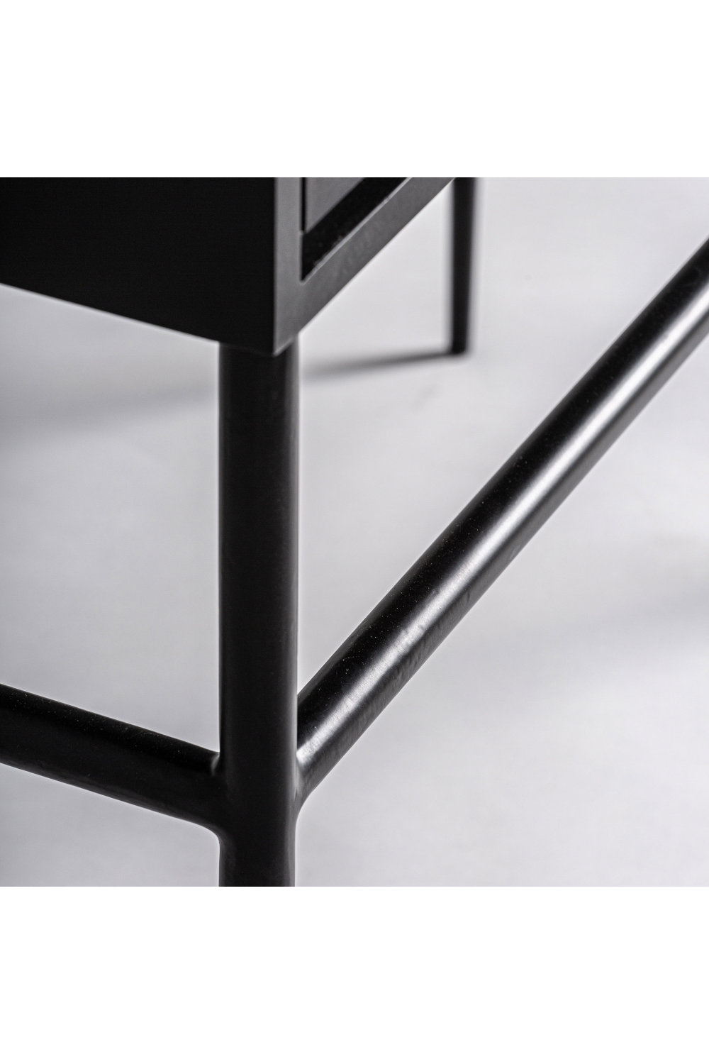   Patterned 2-Door Cabinet | Oroa.com