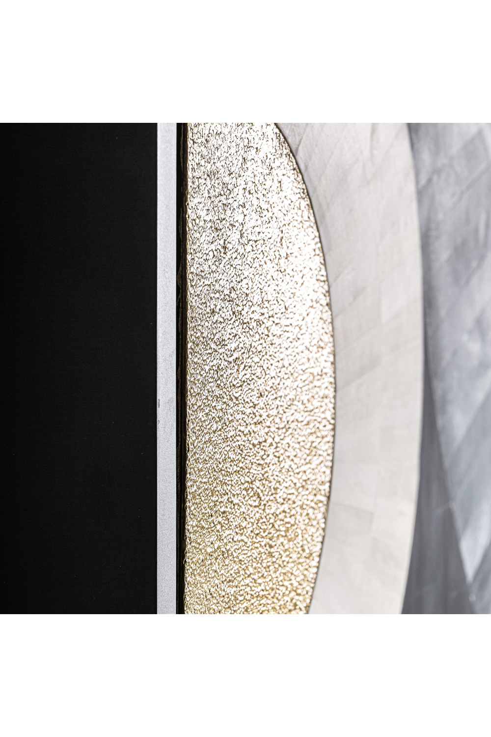   Patterned 2-Door Cabinet | Oroa.com