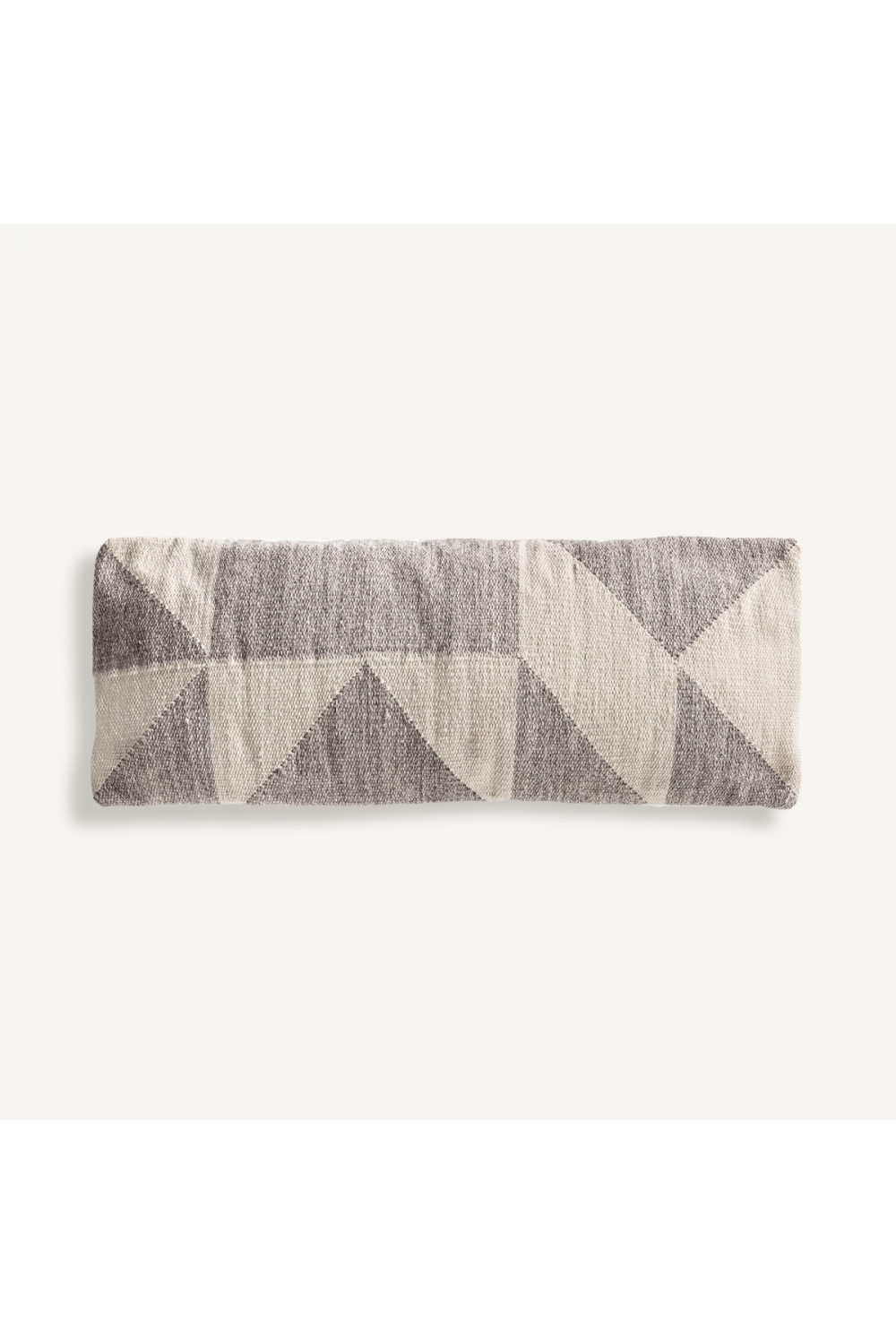   Geometric Patterned Rectangular Cushion | Oroa.com