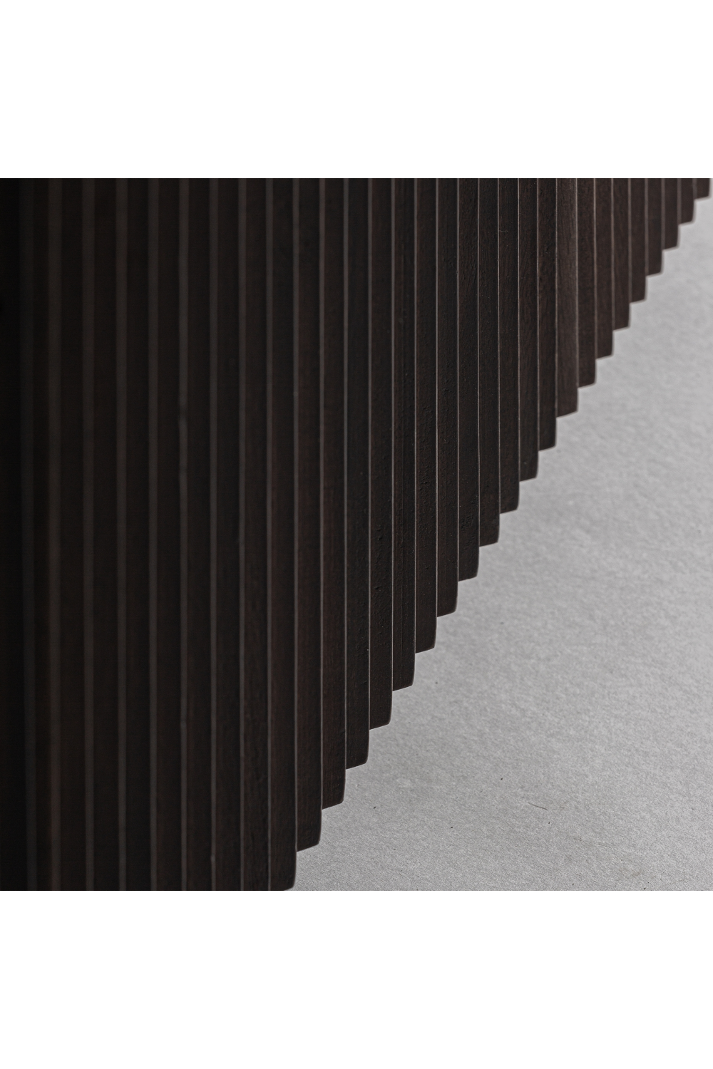   Ridged Mango Wood Media Unit | Oroa.com