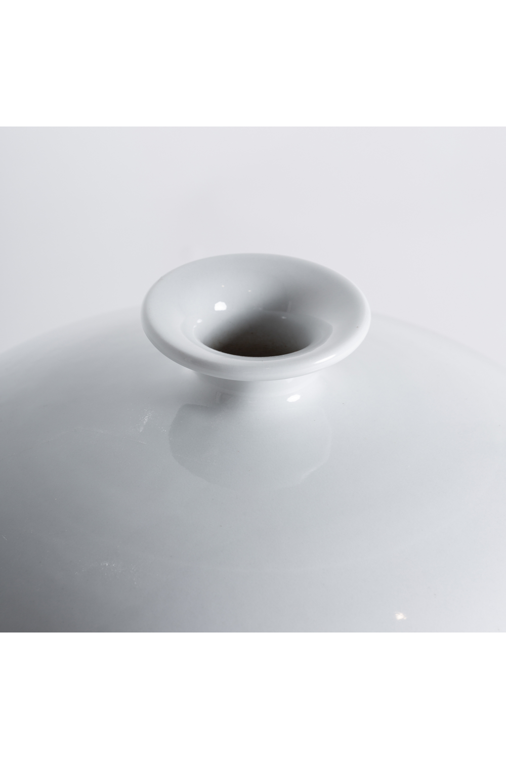   White Ceramic Vase | Oroa.com