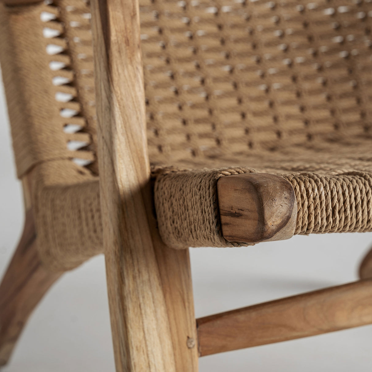   Teak Framed Fiber Lounge Chair | Oroa.com