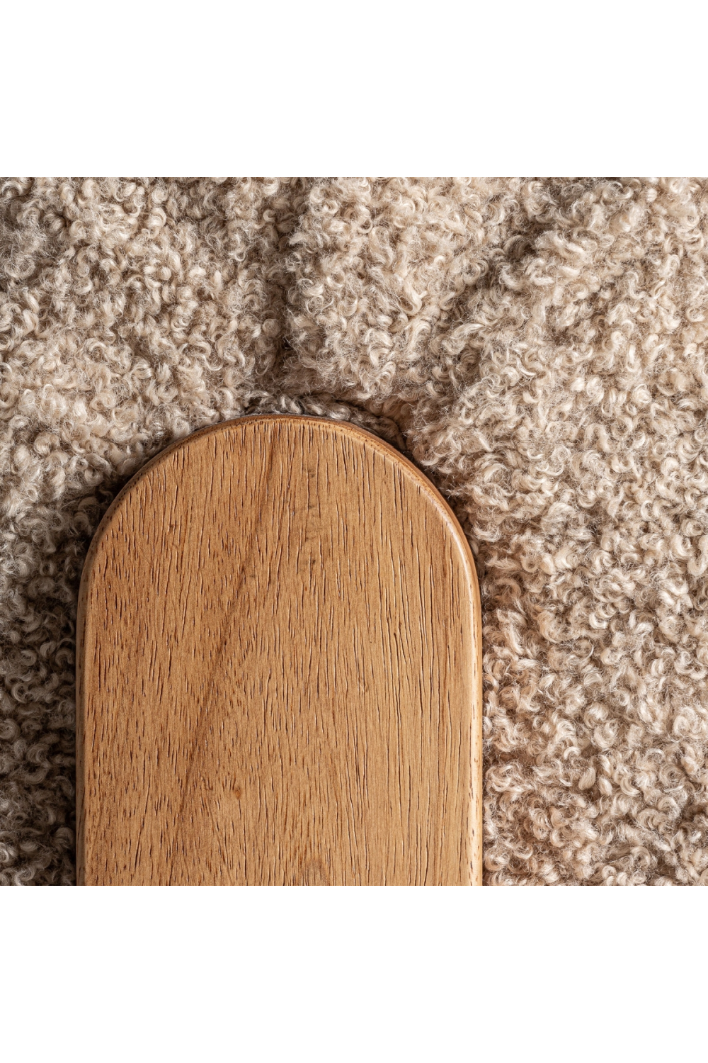   Beige Tufted Lounge Chair | Oroa.com