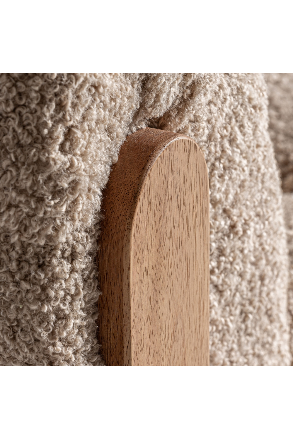   Beige Tufted Lounge Chair | Oroa.com
