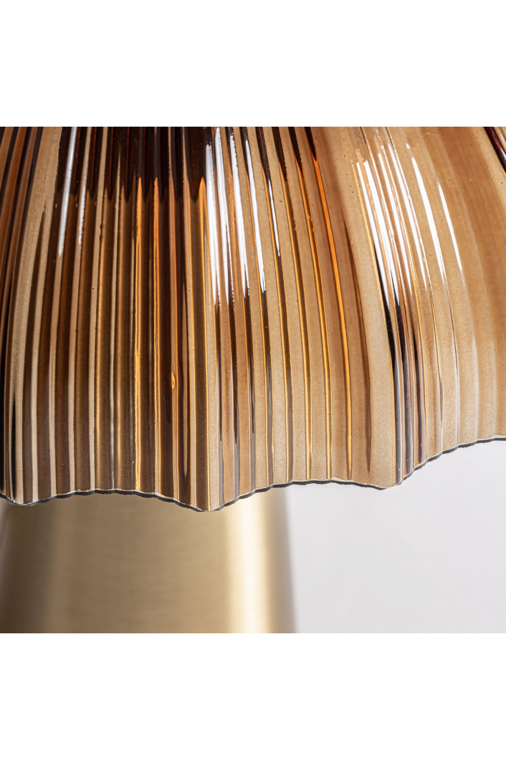   Reeded Brown Glass Table Lamp | Oroa.com