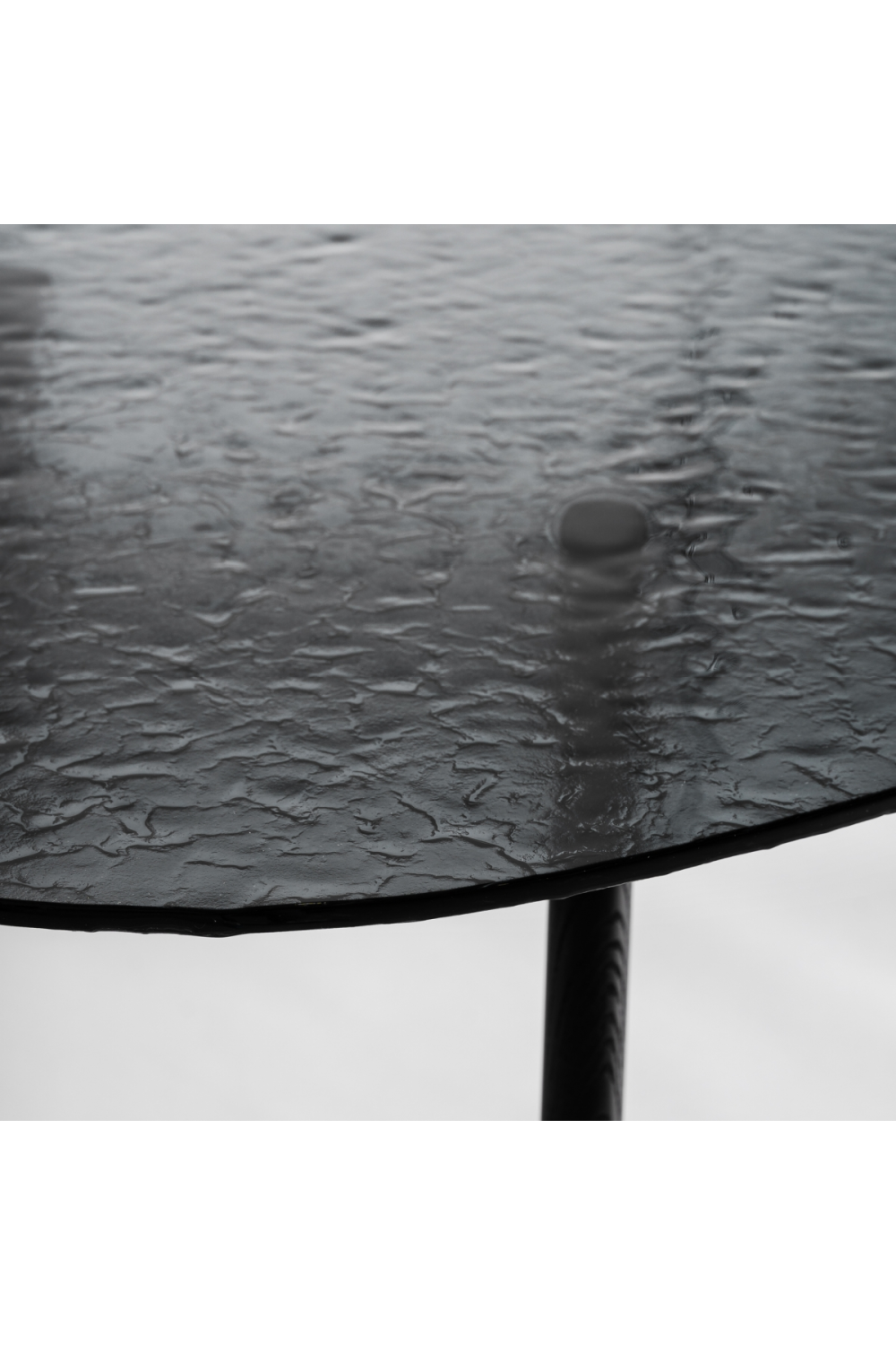   Black Ash Wood Dining Table | Oroa.com