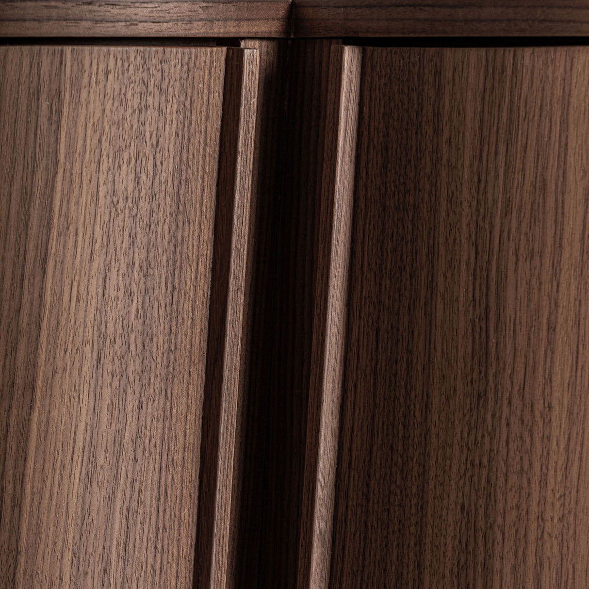   Wooden Scalloped Sideboard | Oroa.com