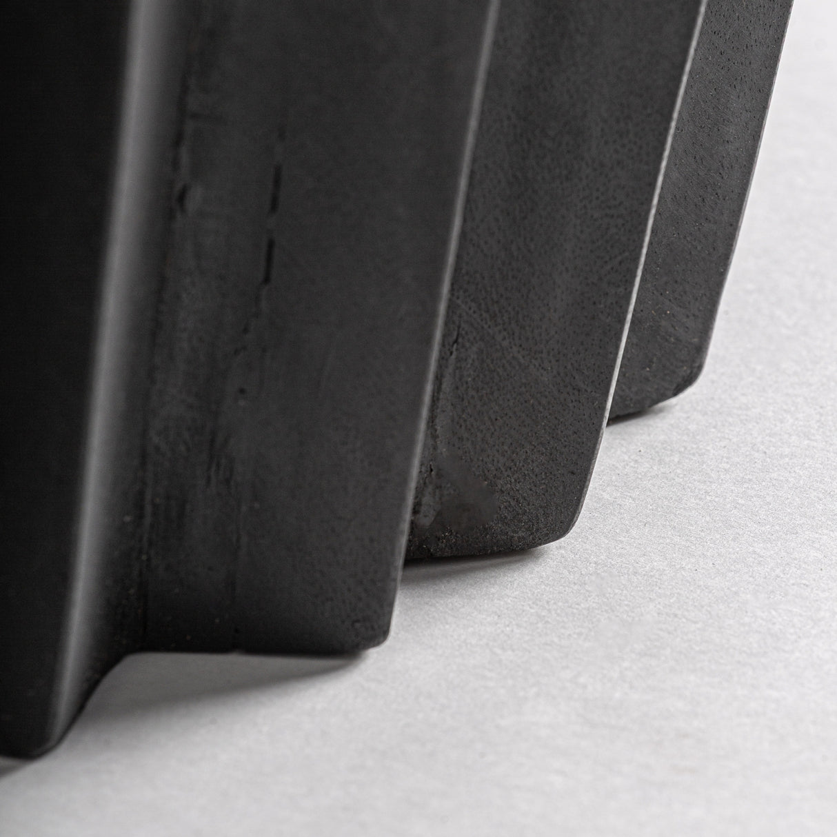   Black Wooden Faceted Side Table | Oroa.com