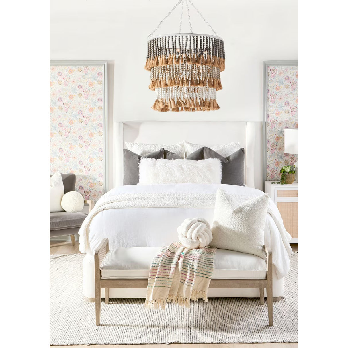   White Upholstered Bed | Oroa.com