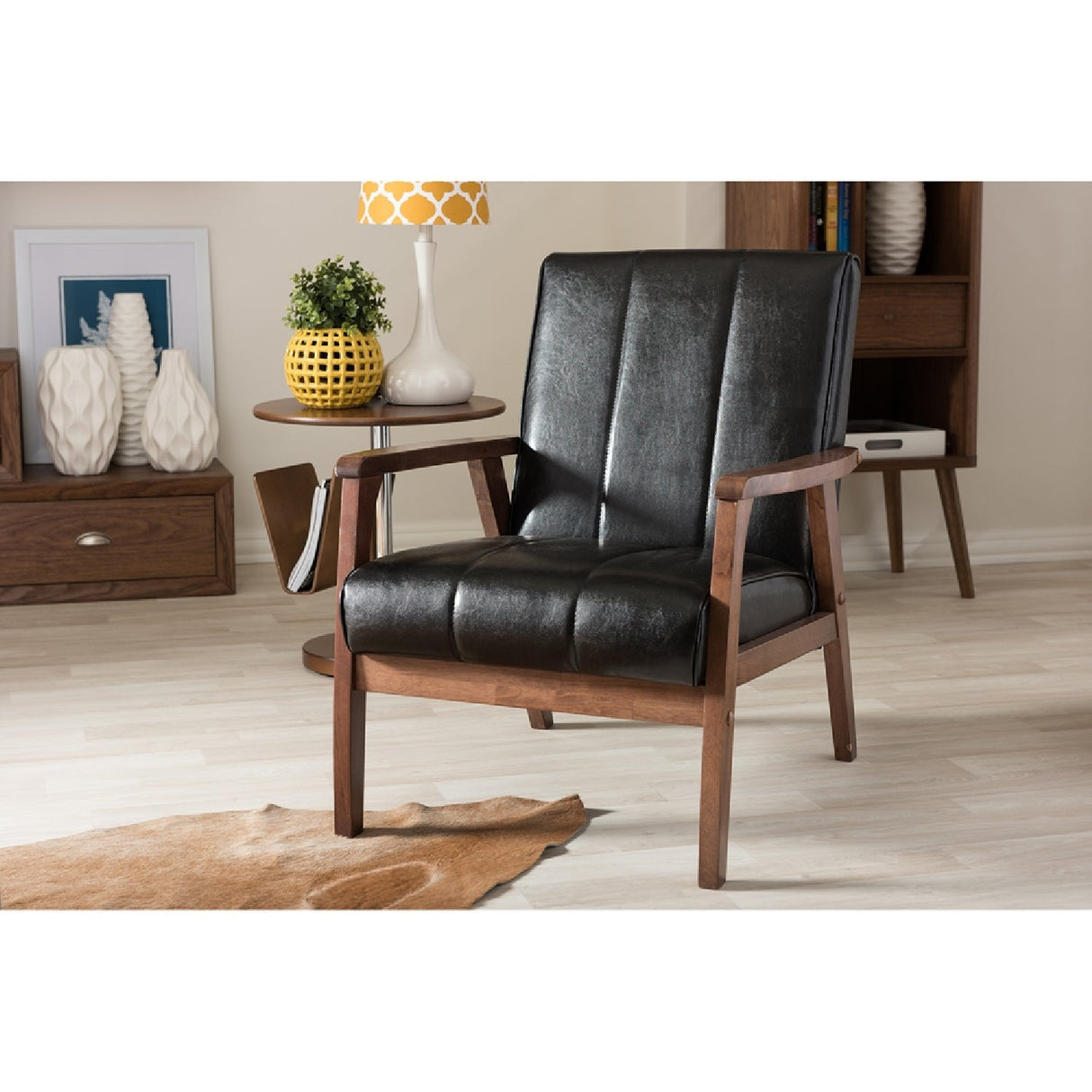   Modern European furniture - Panel Stitched Leather Inspired Lounge Chair - www.oroa.com | Oroa.com