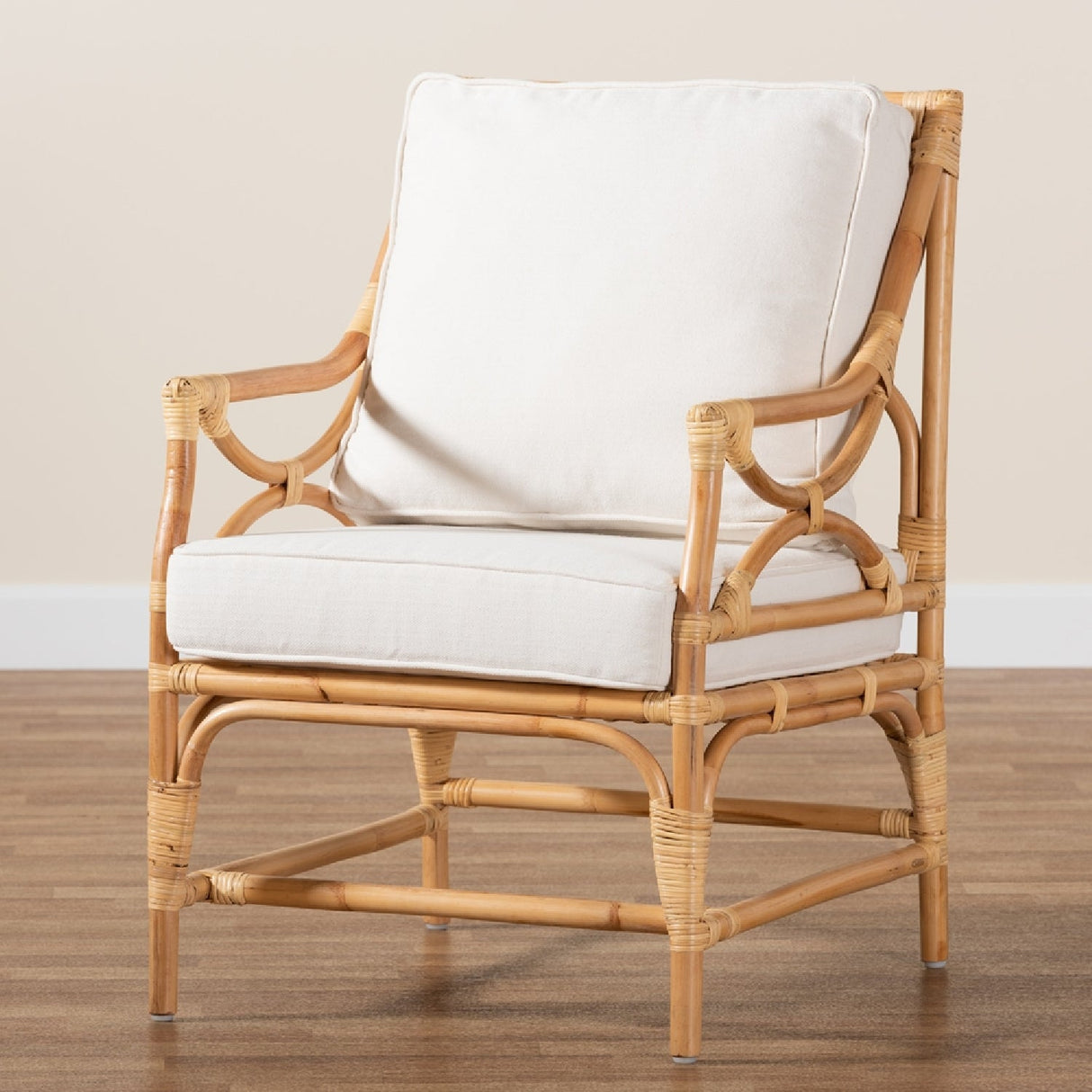   Modern European furniture - White Padded Rattan Accent Chair - www.oroa.com | Oroa.com