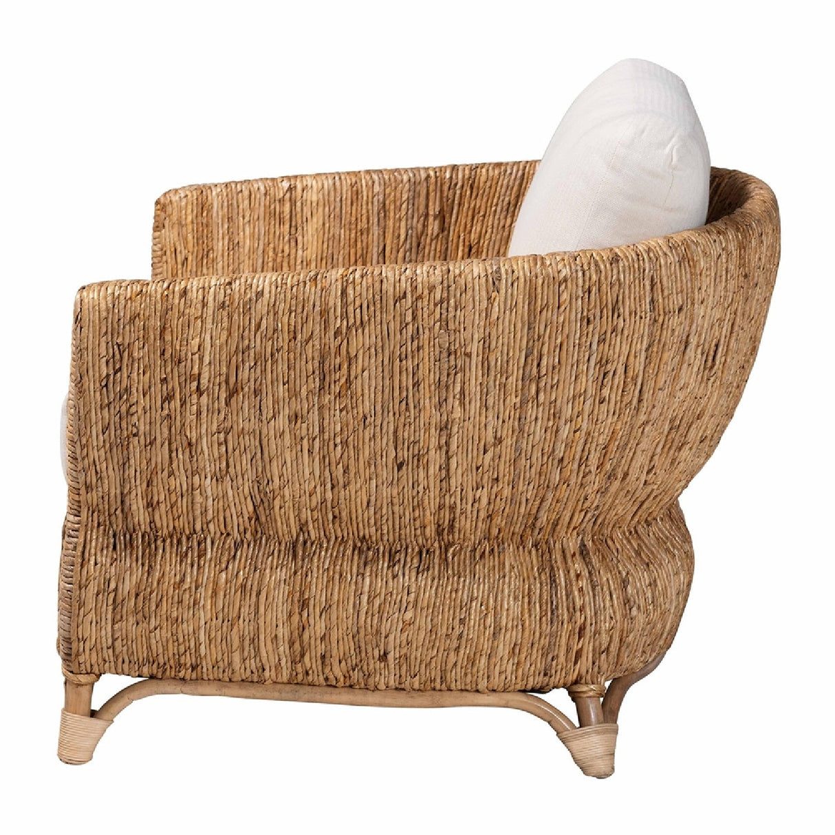   Cushioned Woven Seagrass Lounge Chair | Oroa.com