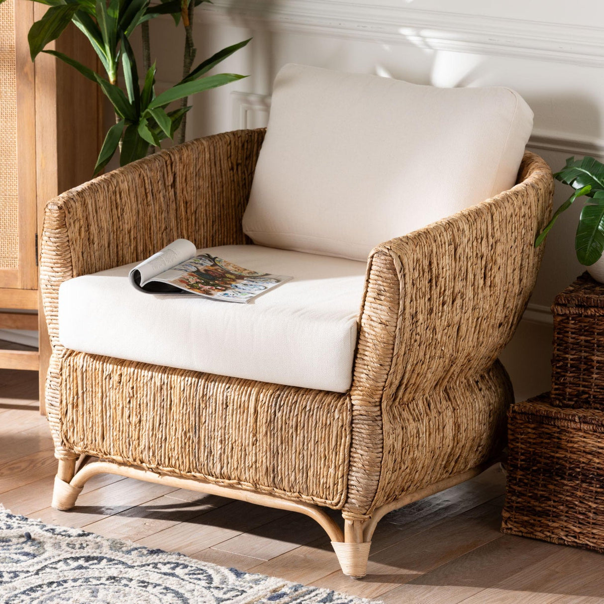   Modern European furniture -Cushioned Woven Seagrass Lounge Chair- www.oroa.com | Oroa.com