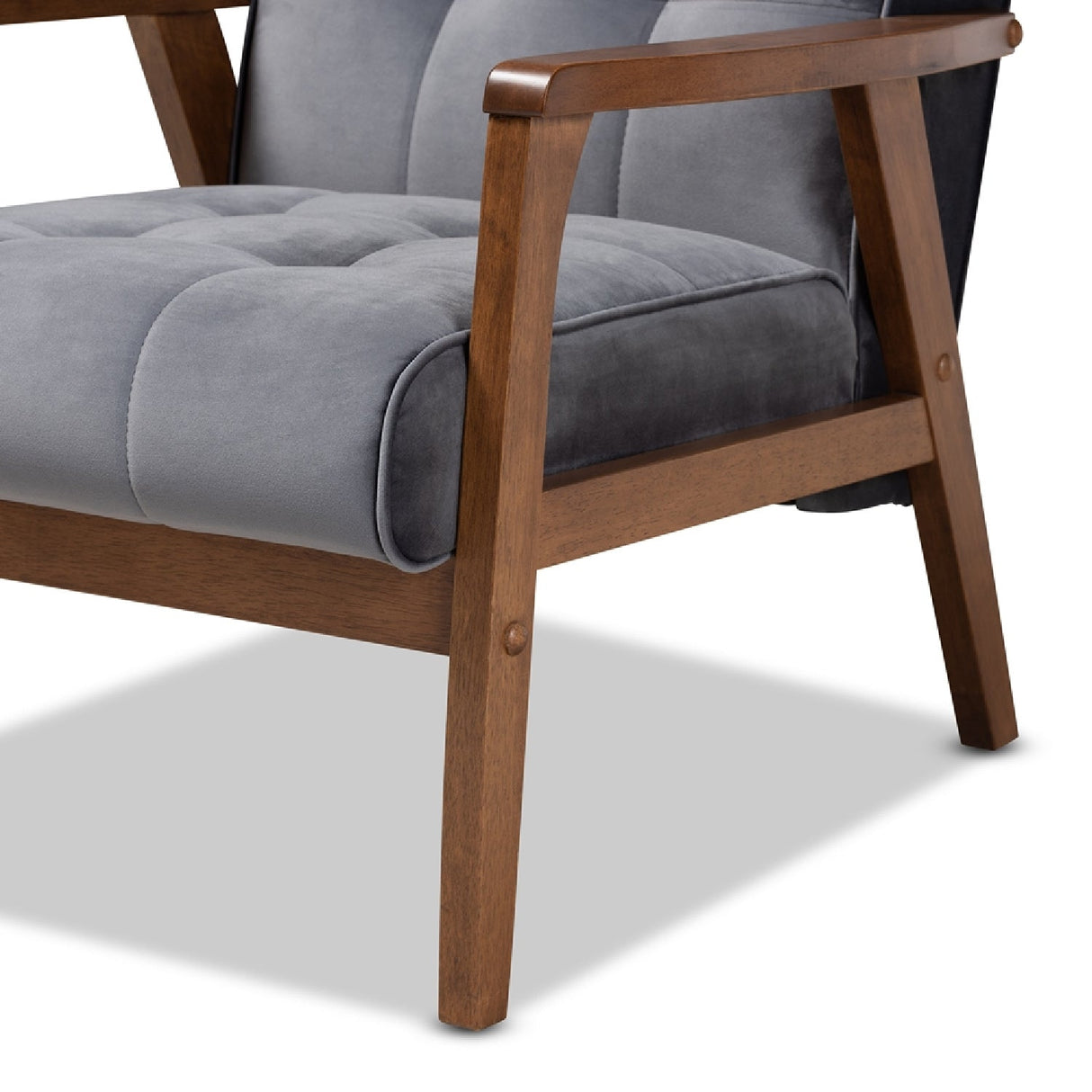   Modern European furniture - Tufted Velvet Accent Chair - www.oroa.com | Oroa.com