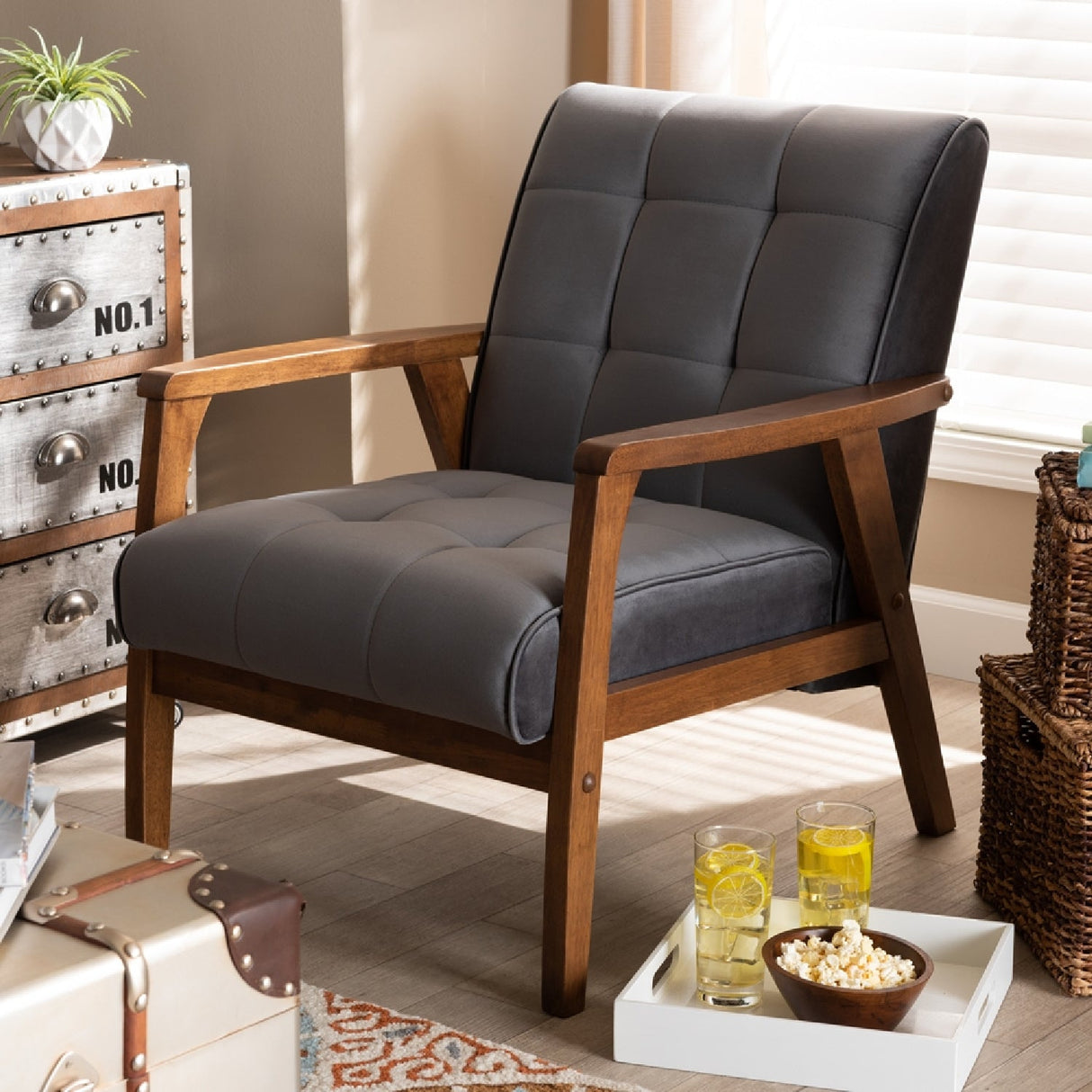   Modern European furniture - Tufted Velvet Accent Chair - www.oroa.com | Oroa.com