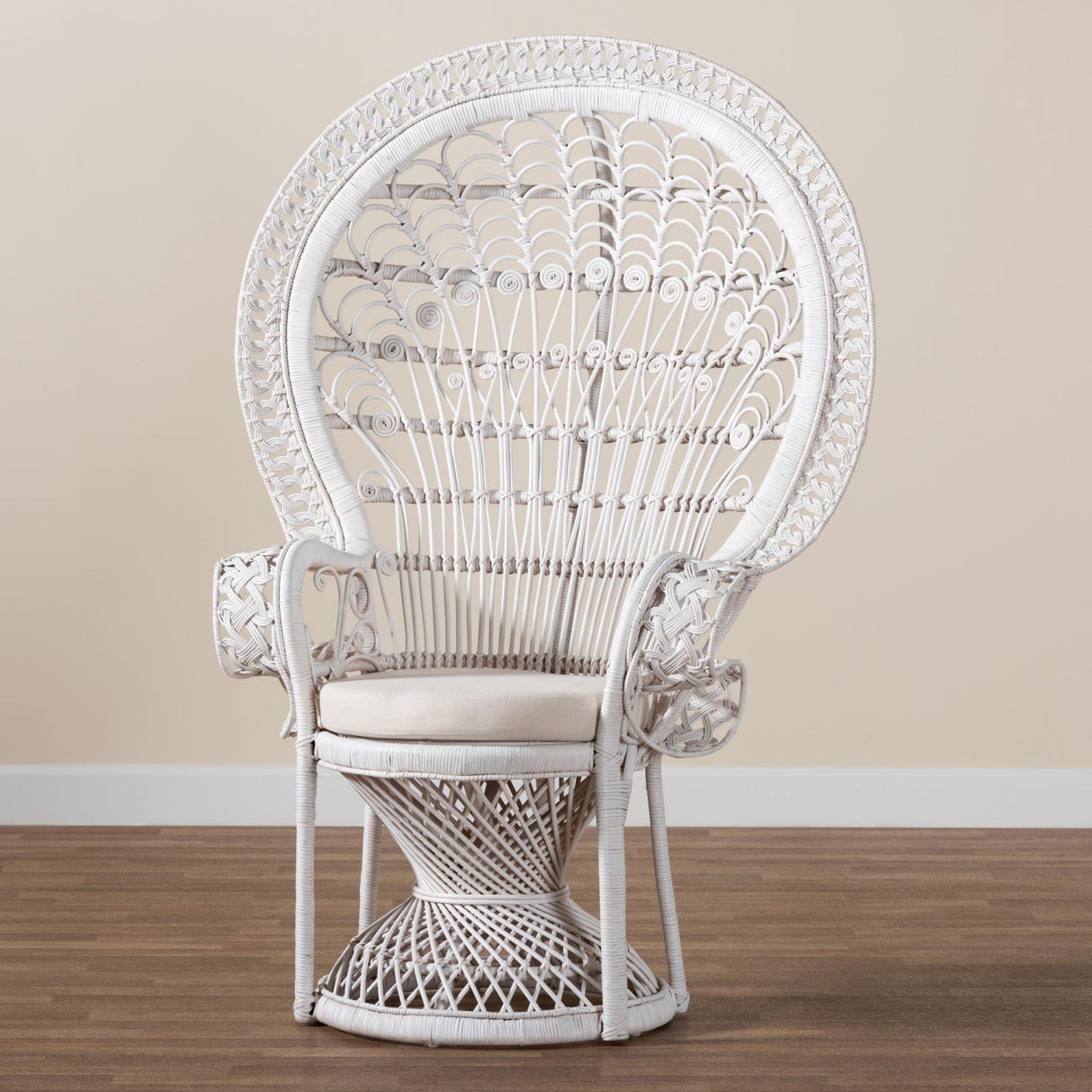   Modern European furniture - White Rattan Peacock Chair - www.oroa.com | Oroa.com