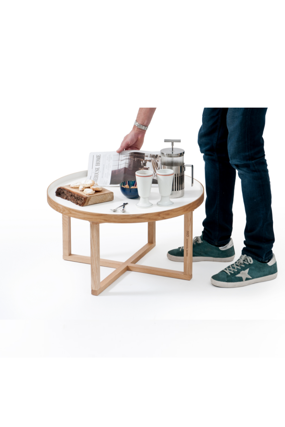   Wooden Round Coffee Table | Oroa.com