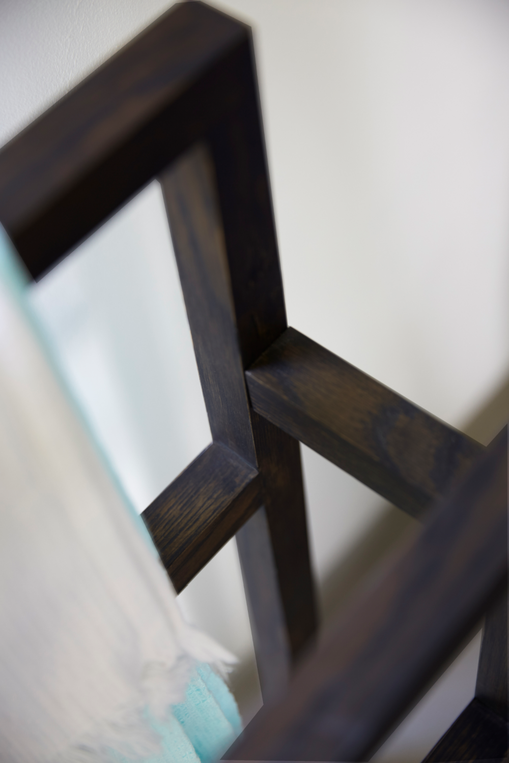   Oak Standing Towel Holder L | Oroa.com