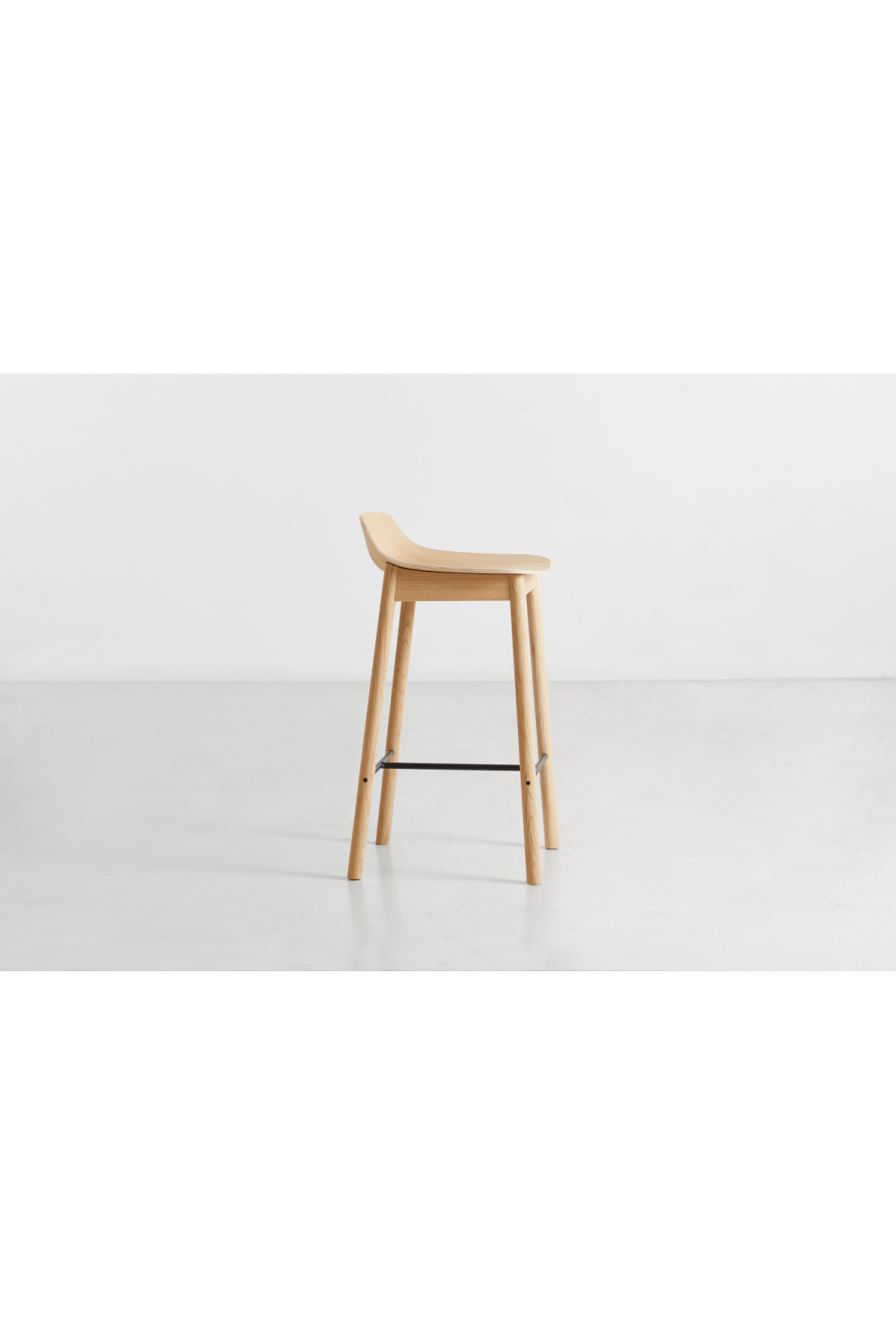   Classic Oak Counter Stool | Oroa.com
