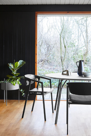   Minimalist Round Dining Table M | Oroa.com
