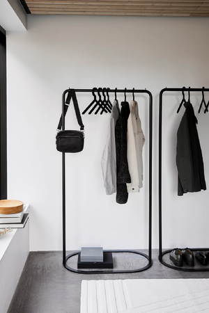   Black Metal Clothing Rack | Oroa.com