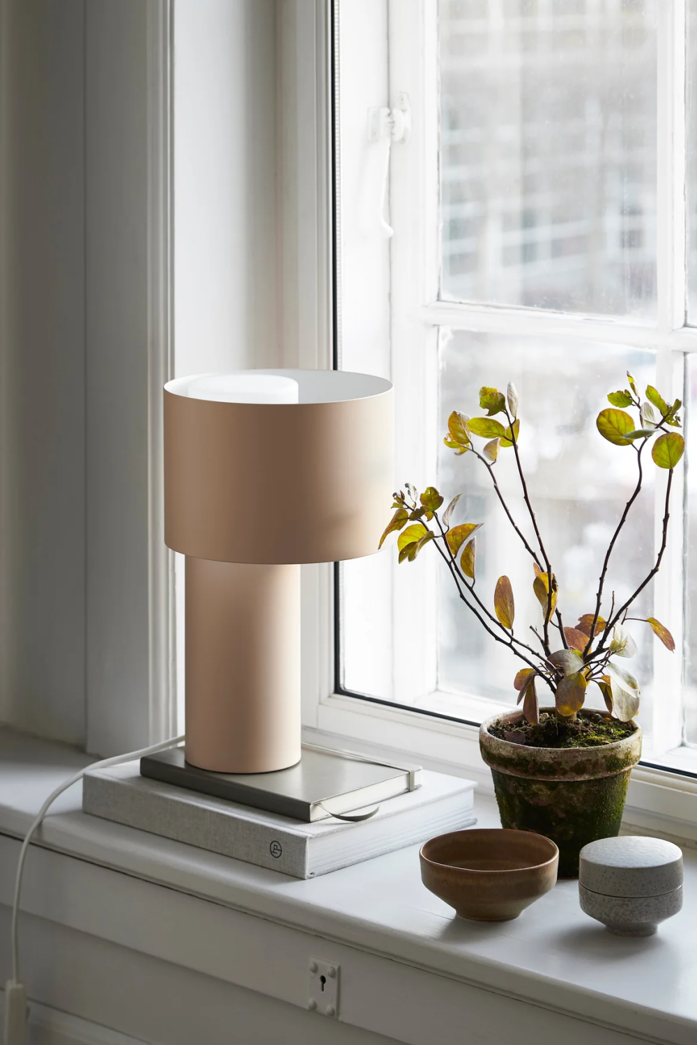   Graphical Modern Table Lamp | Oroa.com