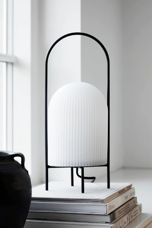   White Glass Contemporary Table Lamp | Oroa.com