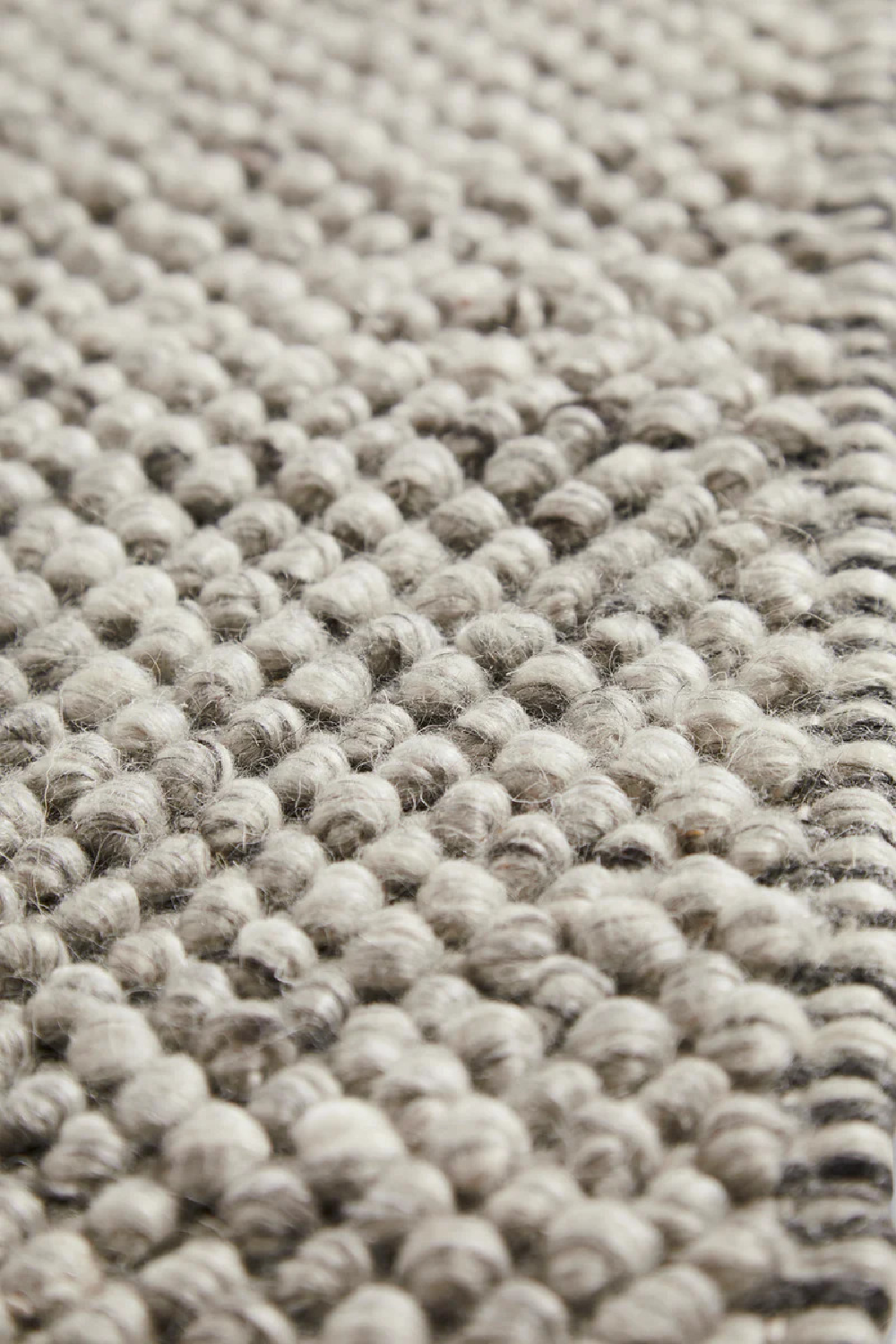   Wool Blend Area Rug 5'5 x 8 | Oroa.com