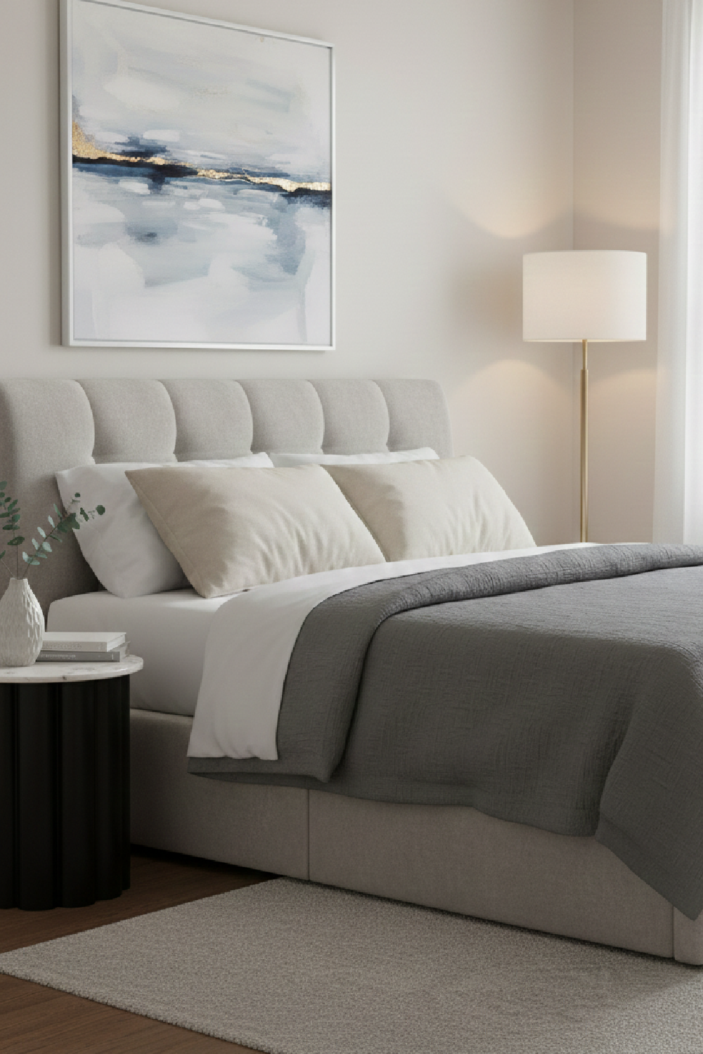   Round White Marble Side Table | Oroa.com
