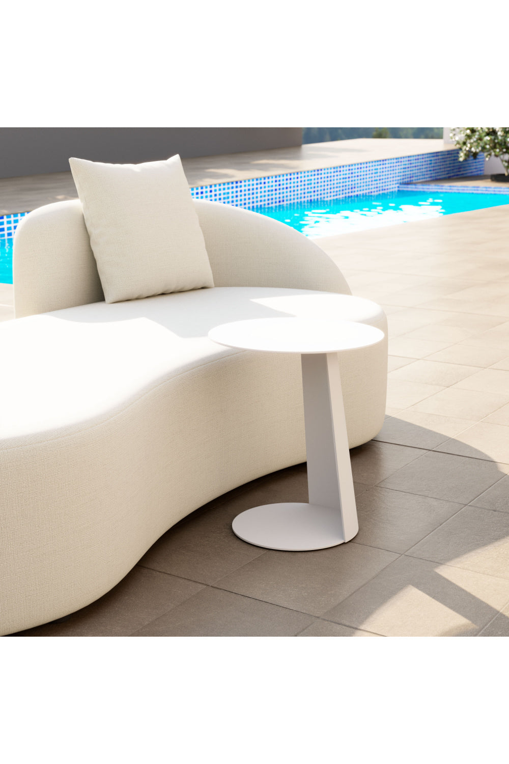   White Outdoor Side Table | Oroa.com