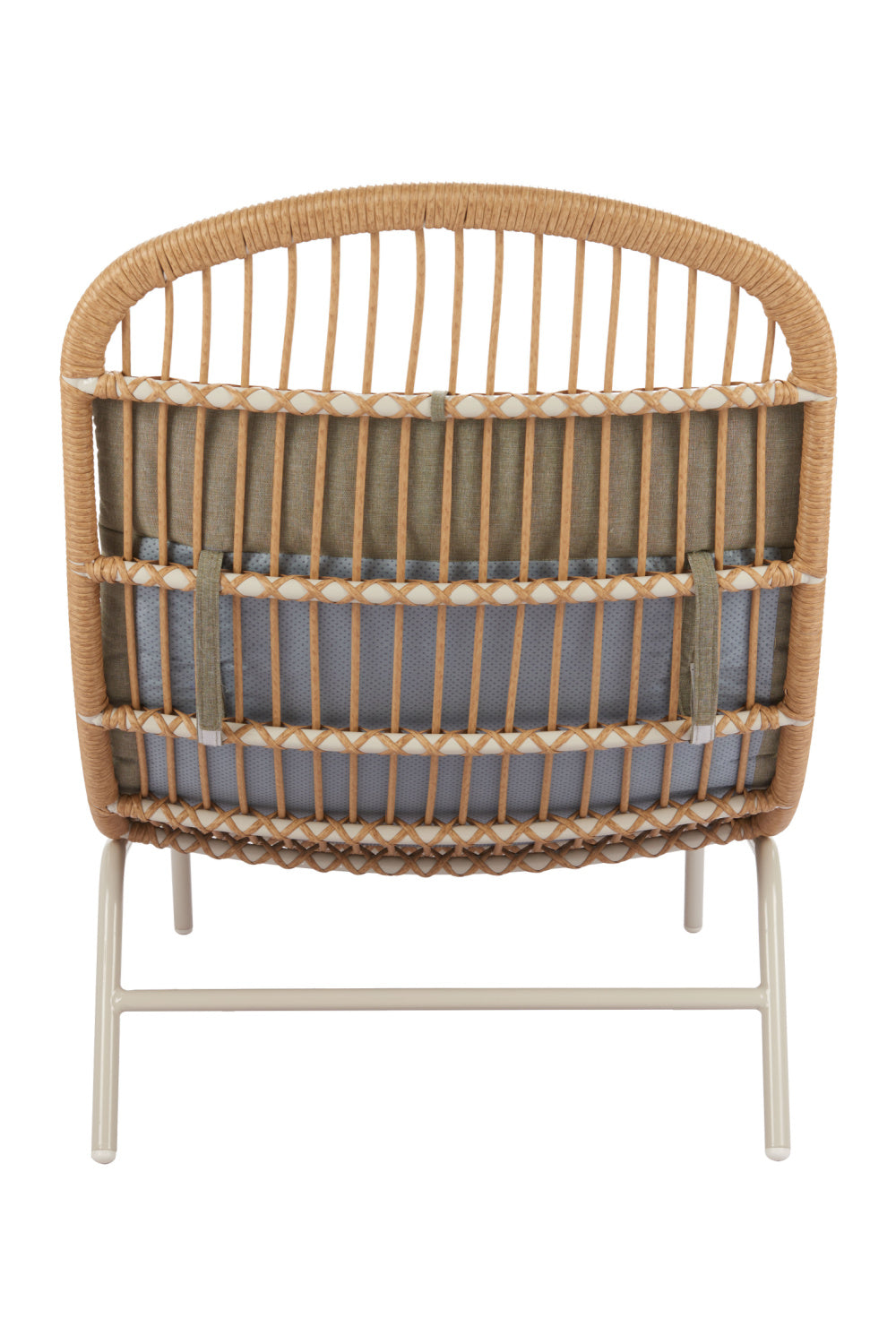   Padded Rattan Weave Outdoor Chaise | Oroa.com