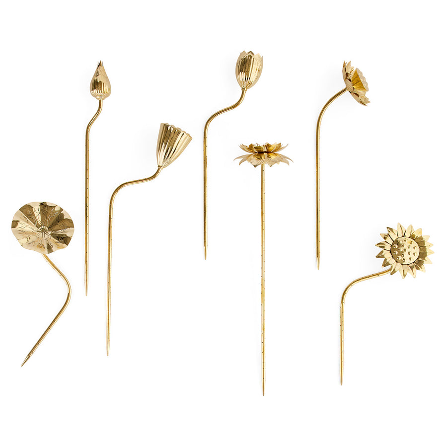   Engraved Brass Flower Bouquet | Oroa.com