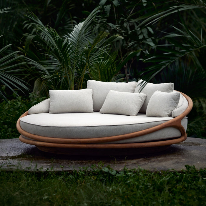   Rounded daybed sculptural teak outdoor centerpiece OROA relaxed seating | Oroa.com