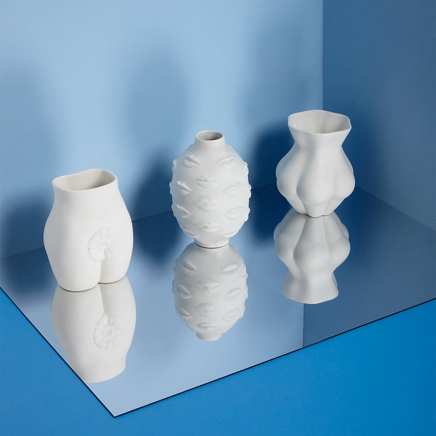   Porcelain Round Vase | Oroa.com