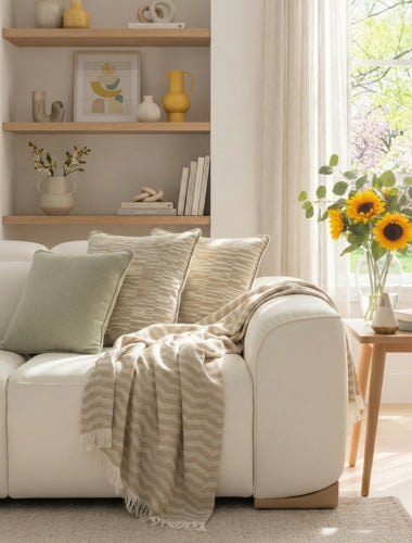 Pillows & Throws
