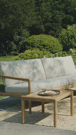   Teak Framed Outdoor Lounge Chair | Oroa.com