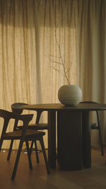  Brown Mahogany Dining Table | Oroa.com