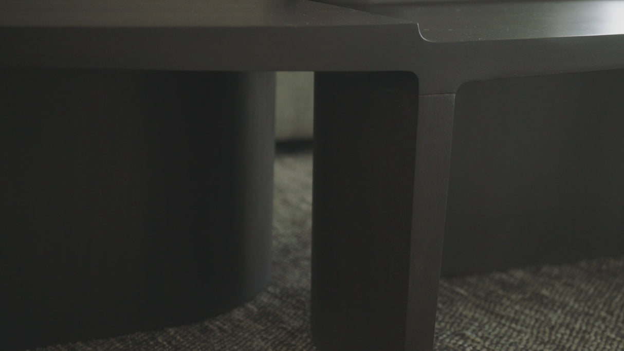   https://ethnicraft.com/us/en/p/10135160/brutalist-side-table | Oroa.com