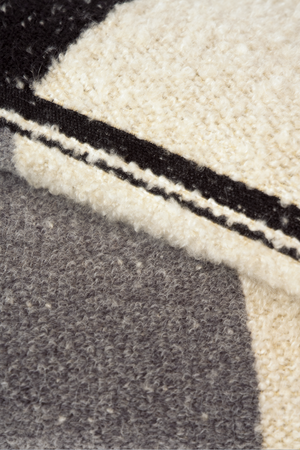   Tri-Color Throw Blanket | Oroa.com
