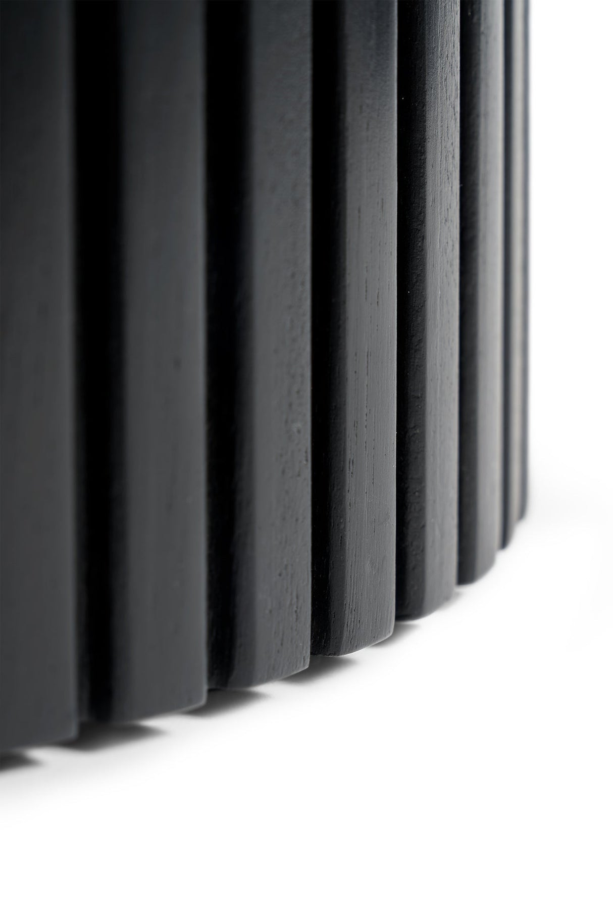   Cylindrical Black Mahogany Paper Basket | Oroa.com