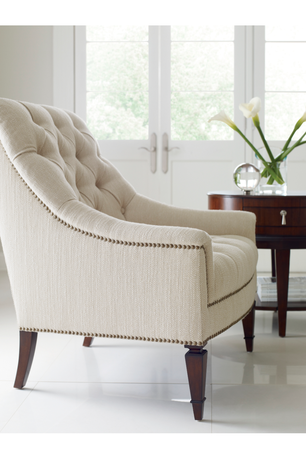   Tufted Lounge Chair | Oroa.com