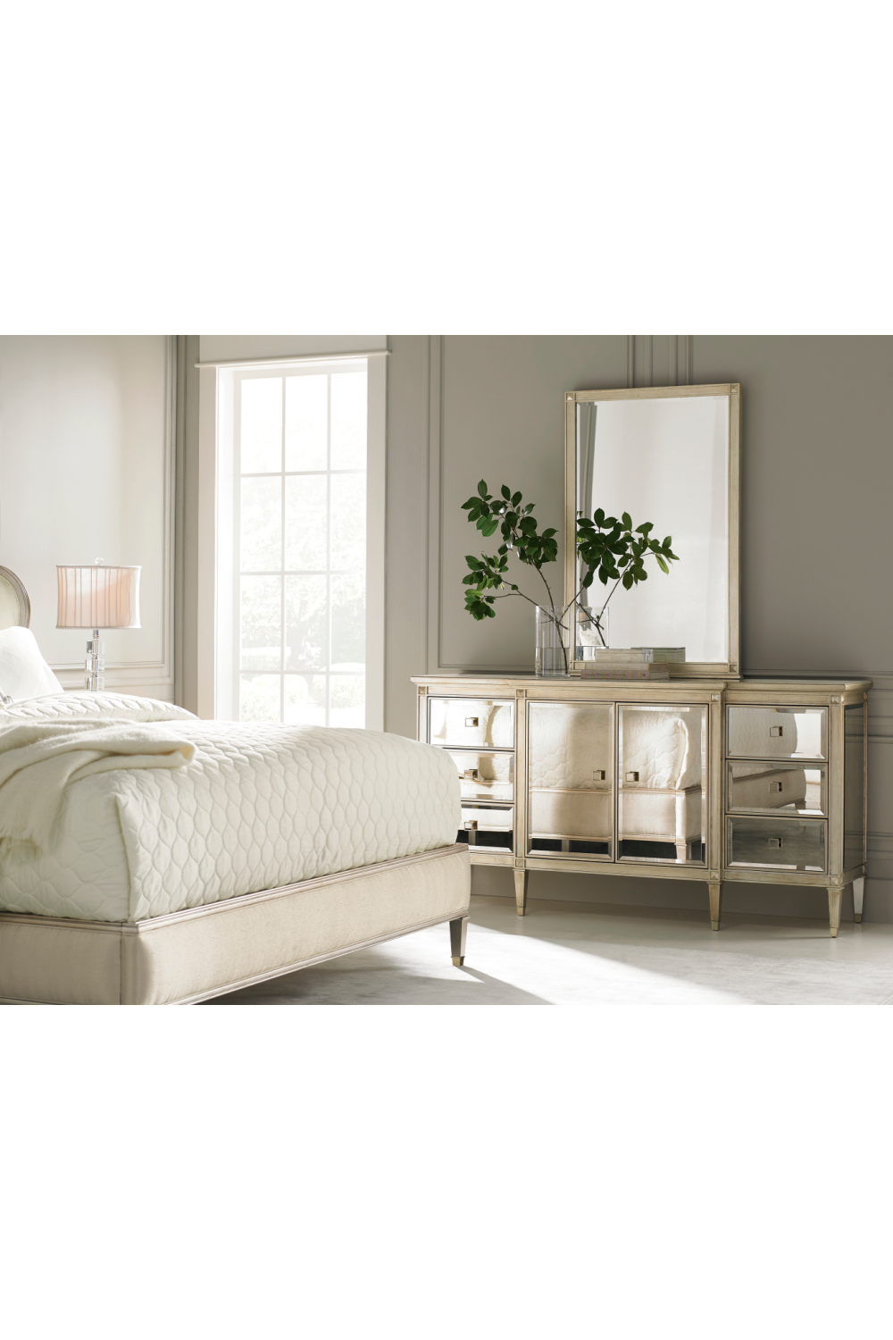   Bevelled Mirror Dresser | Oroa.com