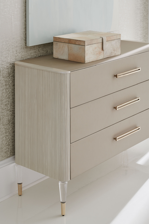   Wooden Modern Dresser | Oroa.com