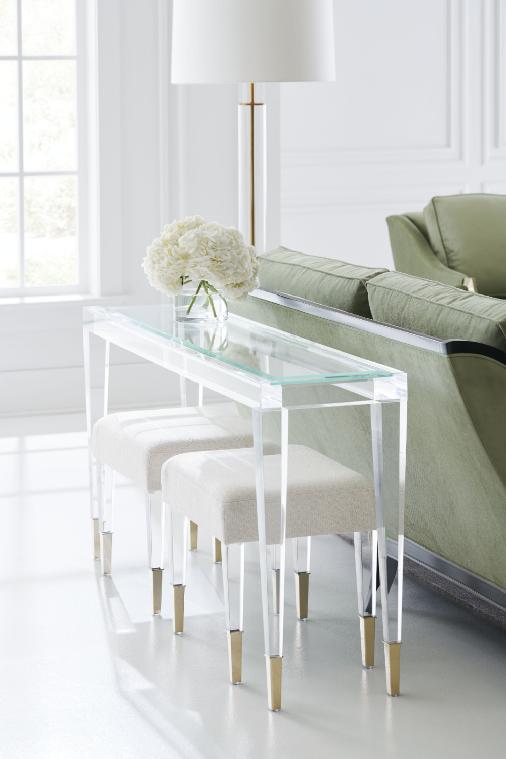   Transparent Modern Console Table | Oroa.com