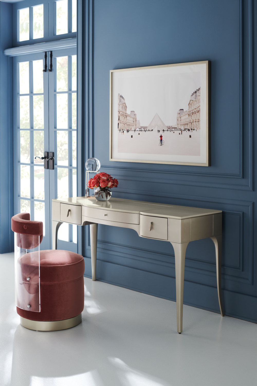   Flip Top Mirror Vanity Table | Oroa.com