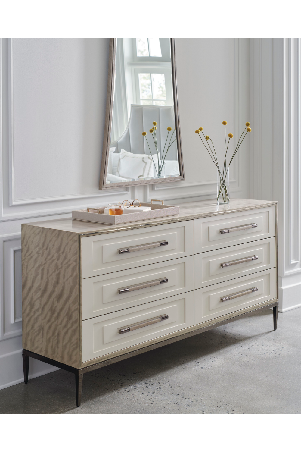   White Ceramic Dresser | Oroa.com